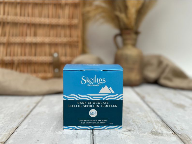 Dark Chocolate Skelligs Six18 Gin Truffle 200g
