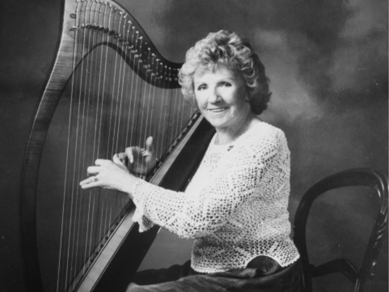 Cara Kuiper and Gráinne Yeats